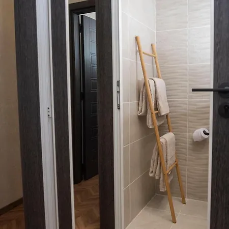Guest Nesto Apartmán *